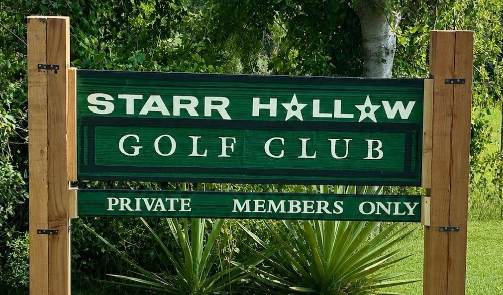 Starr Hollow Golf Club sign